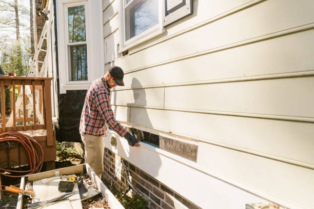 Trusted Storm Damage Siding Repair service in Medinah, IL - Creative Siding